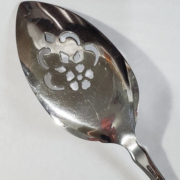 Oneida Plantation Pierced Pie Server Community Stainless Betty Crocker - Picture 6 of 8